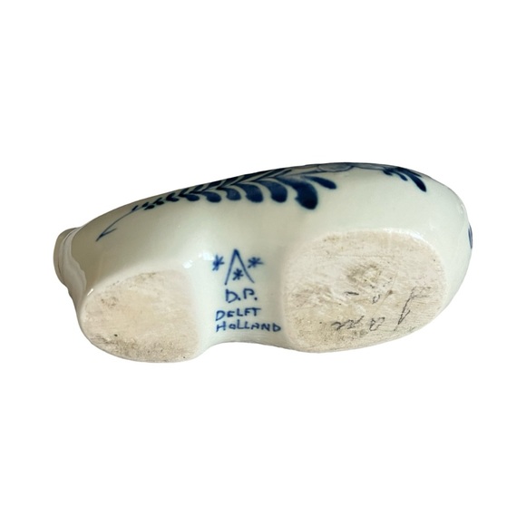 Antique Delft Pottery Blue & White Clog Ashtray with (3) VTG Mini Delft Clogs - Picture 8 of 8